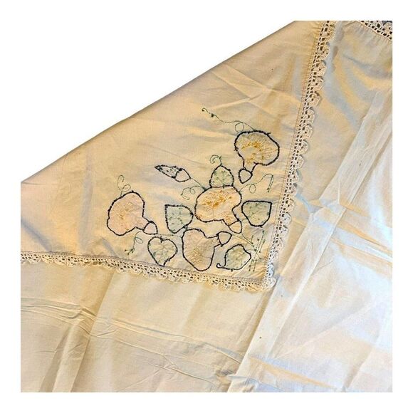 Tablecloth Morning Glory Flowers Floral Embroidered Square 62" Vintage Retro - Picture 3 of 8